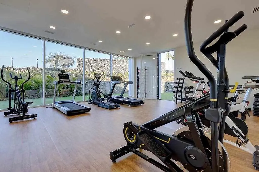 Edge Luxury Beachfront 3Br, 3 Pools, Spa, Gym Estepona 0*,