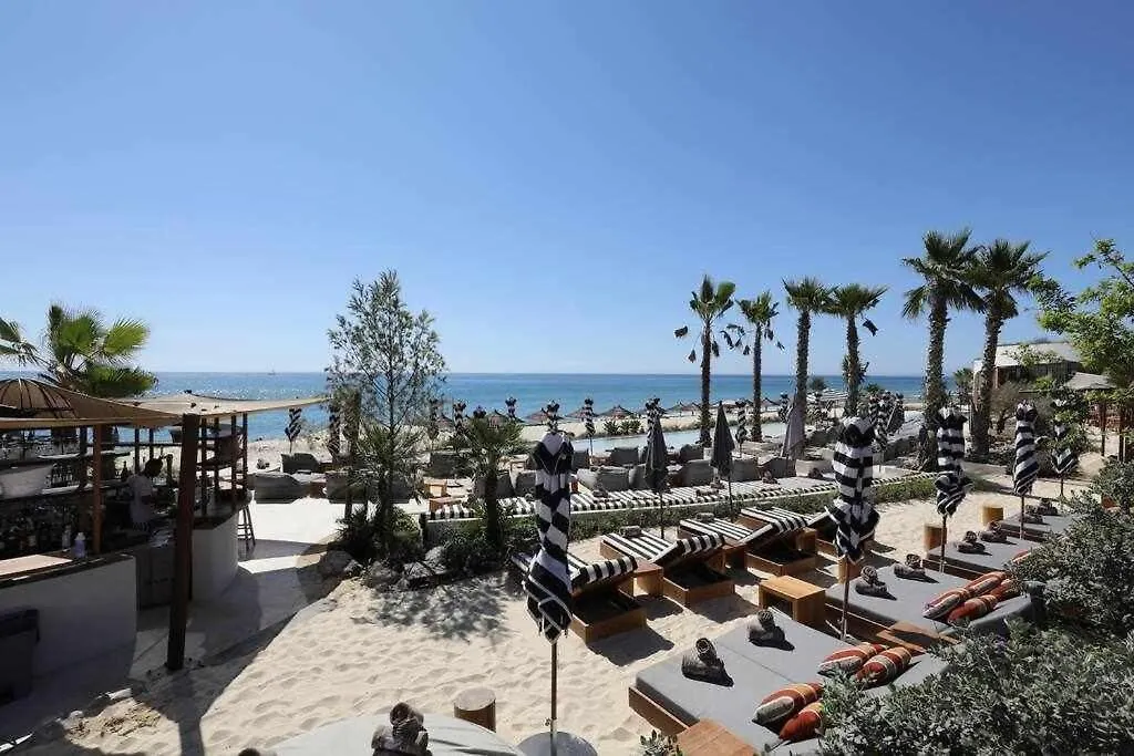 Edge Luxury Beachfront 3Br, 3 Pools, Spa, Gym Estepona Apartment