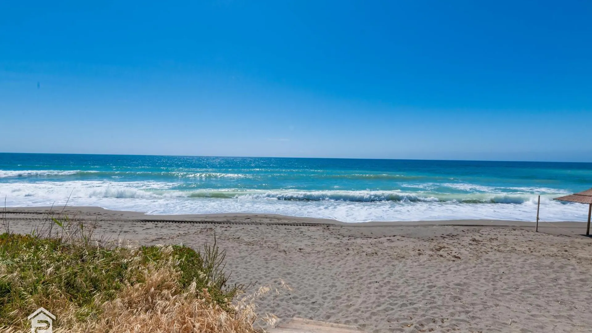Apartment Edge Luxury Beachfront 3Br, 3 Pools, Spa, Gym Estepona