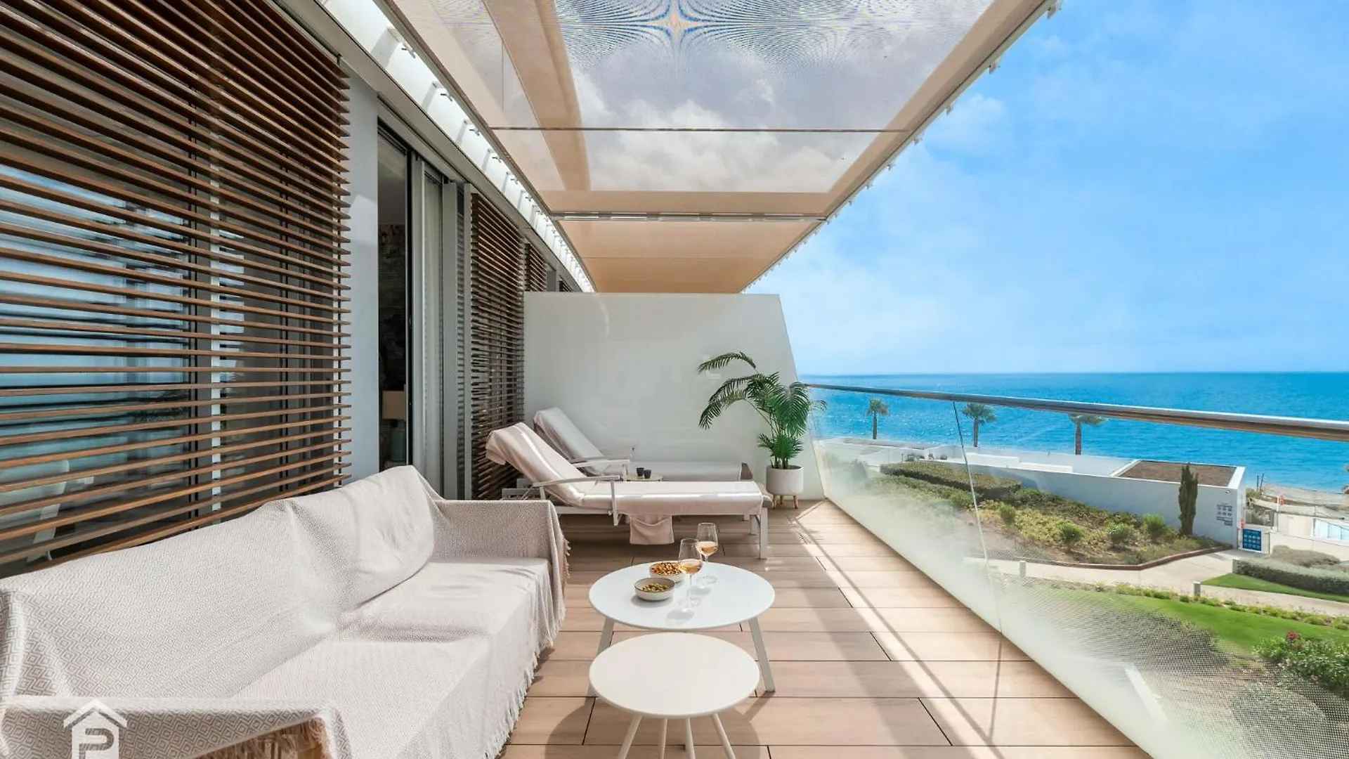 Apartment Edge Luxury Beachfront 3Br, 3 Pools, Spa, Gym Estepona